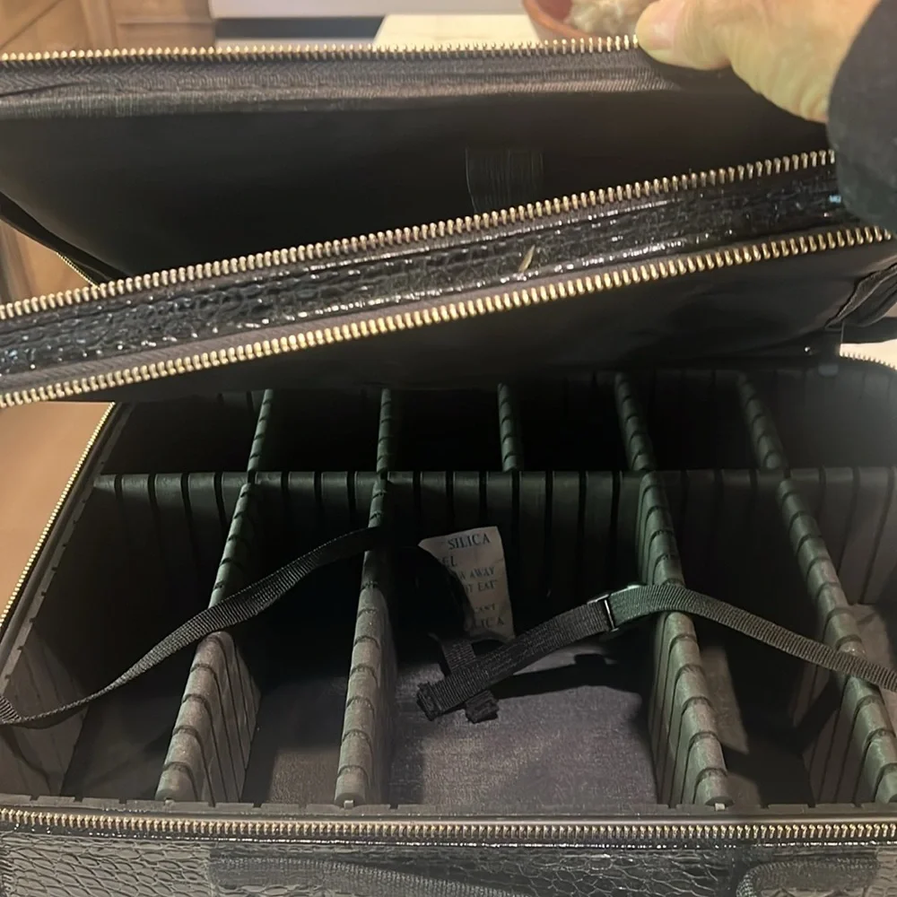 🆕 Makeup Case Travel Makeup Train Case Organizer - Picture 7 of 17